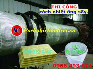 Thi công cách nhiệt chống cháy ống sấy bằng bông khoáng và vải thuỷ tinh - hiệu quả cao chi phí thấp.